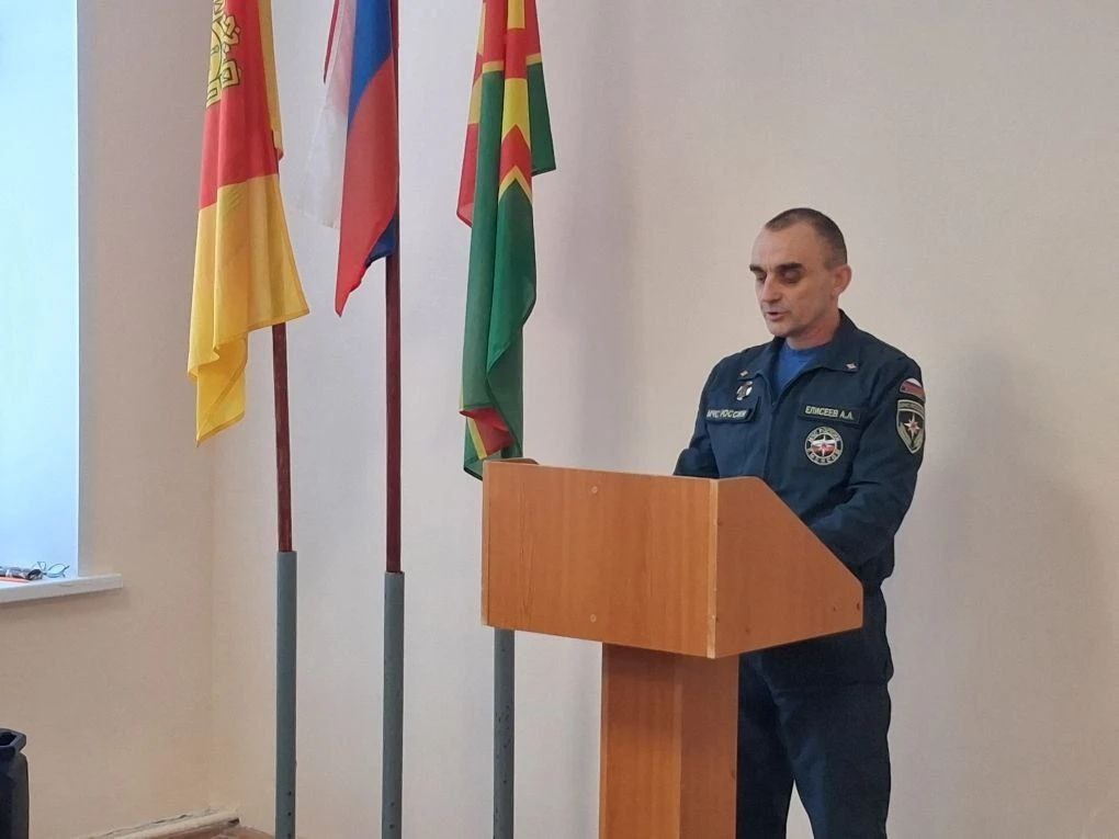 Час мужества "Служу России"