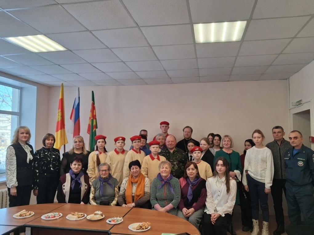 Час мужества "Служу России"