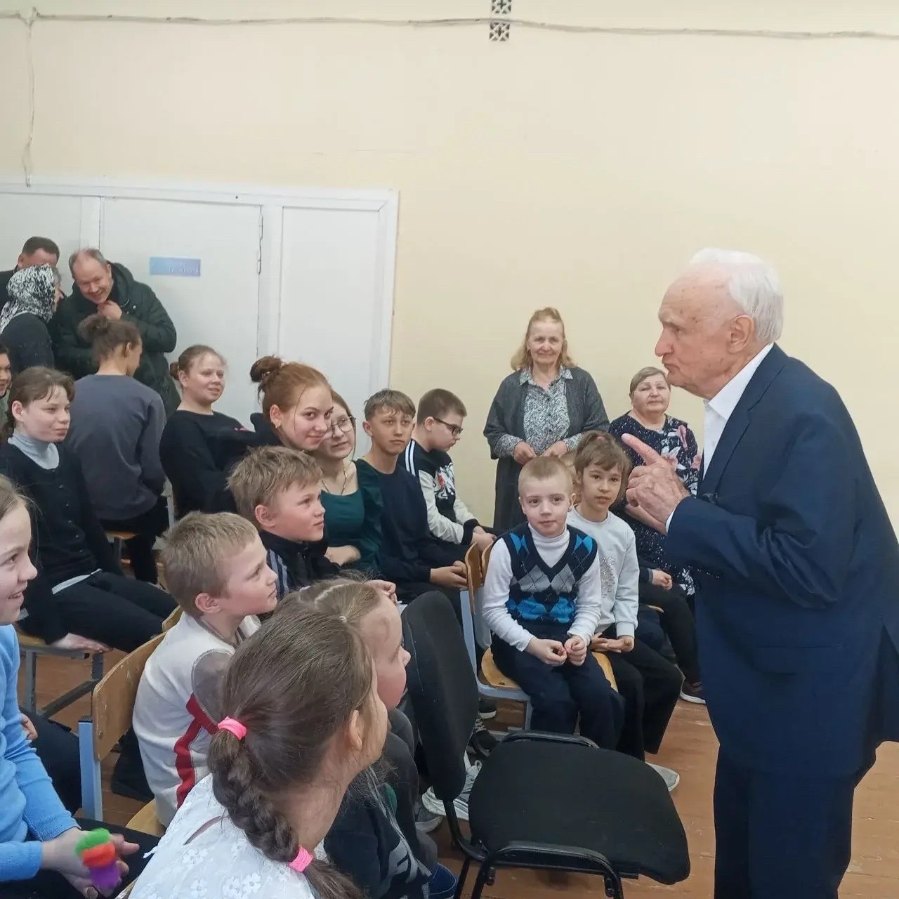 Алексей Ильич Осипов в с. Микшино